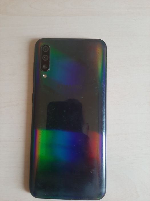 Самсунг а 50 сотилади