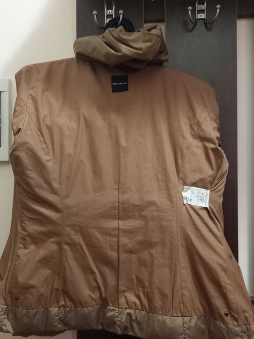 Продам куртку самый сезон