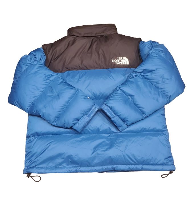 Пухено Яке The North Face Nuptse 700

Чисто нови с етикет.

Размер L