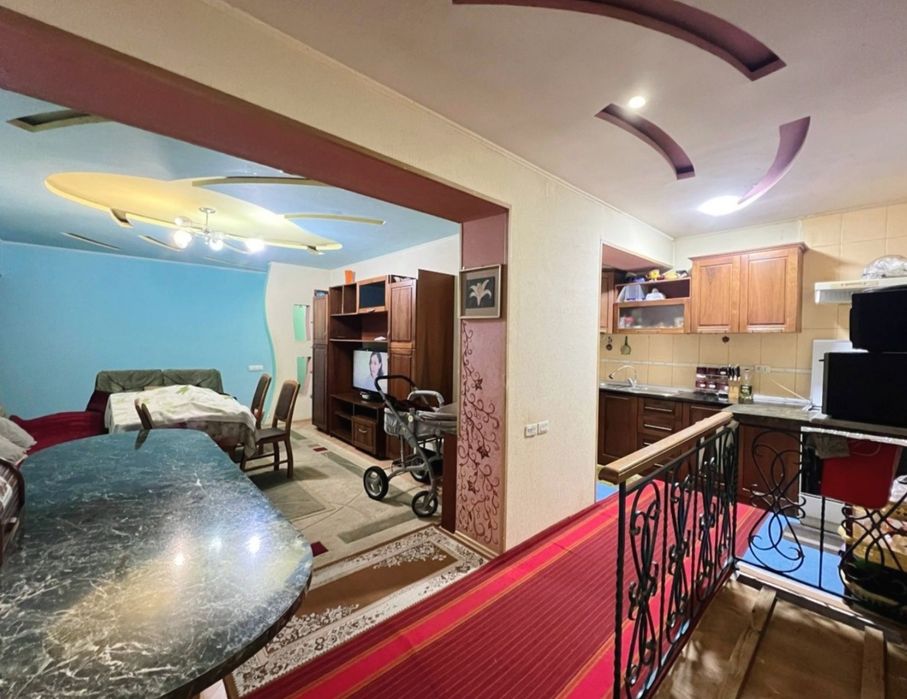 Юнусабад 18, 4/1/4 КиРпИч 77 Серия Неторец Балкон 6на2 Мебель Техника