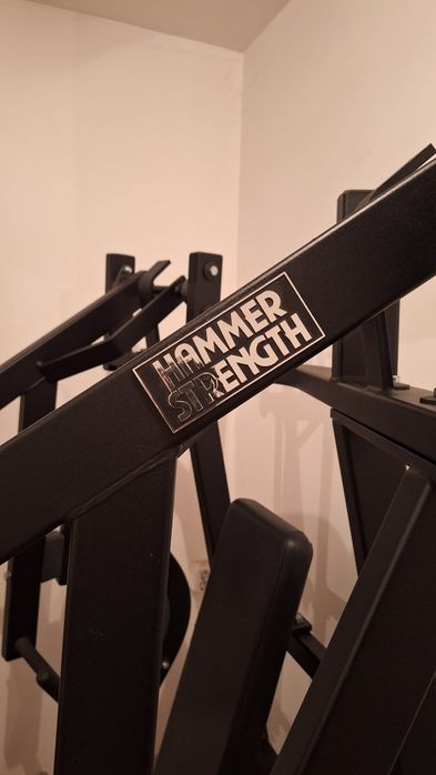 Hammer strength presa piept iso lateral