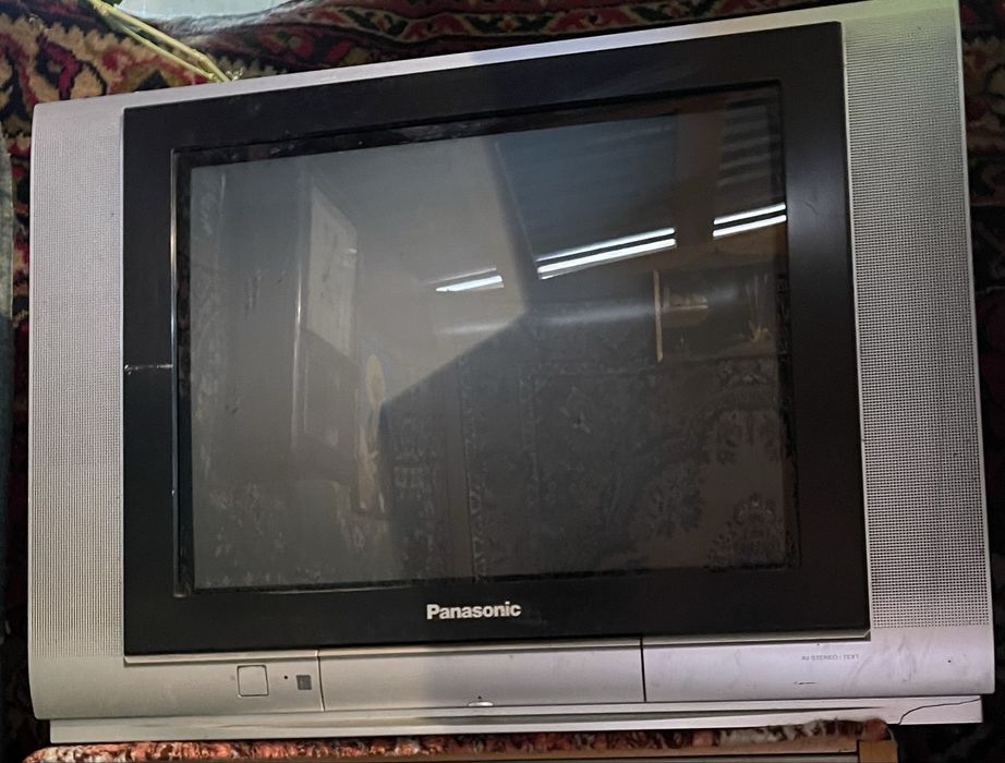 Продам телевизор