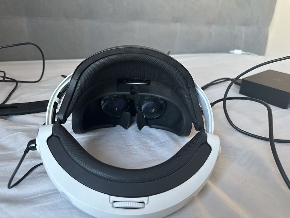 PlayStation VR первого поколения