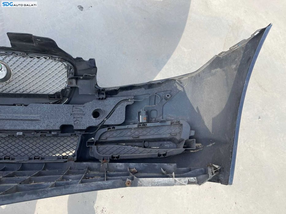 Bara Spoiler Fata Completa cu Grila Emblema Grile Jaguar XF 2008 - 2011 Cod 8X23-17C831 [Z0111]