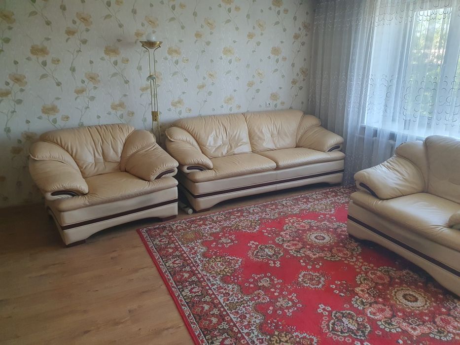 Уголок отдыха кожанный