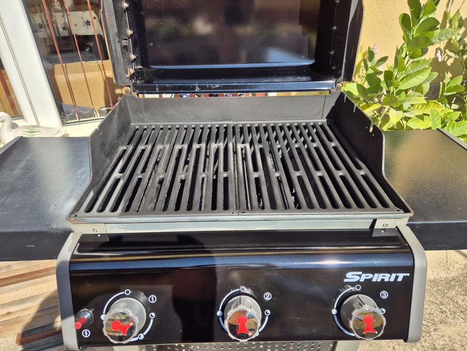 Газово барбекю Weber Spirit E-310