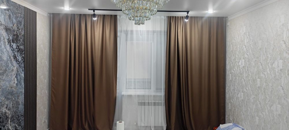 Продам занавески 2 комплекта