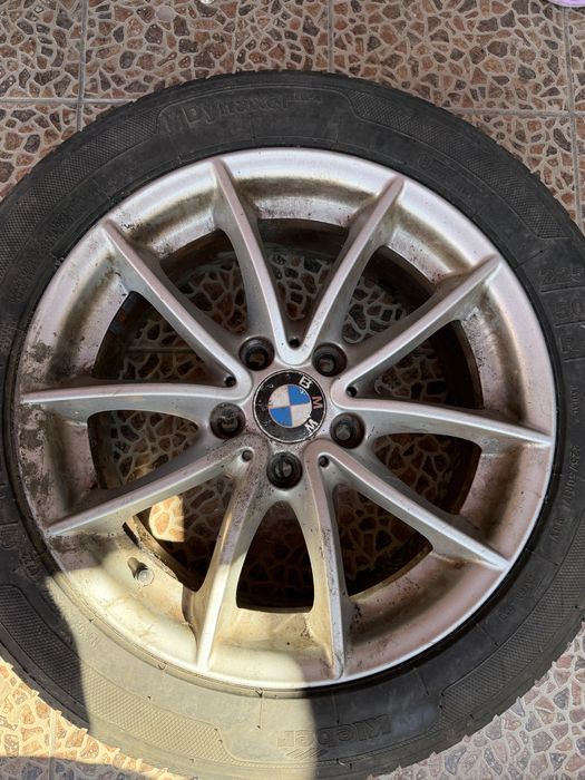 Set 4 jante BMW R17 + anvelope 225/50 R17 – 1.500 lei