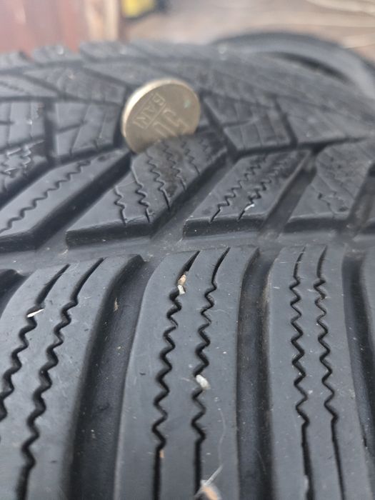 HANKOOK winter i*cept evo3. 265/40 R20 M+S