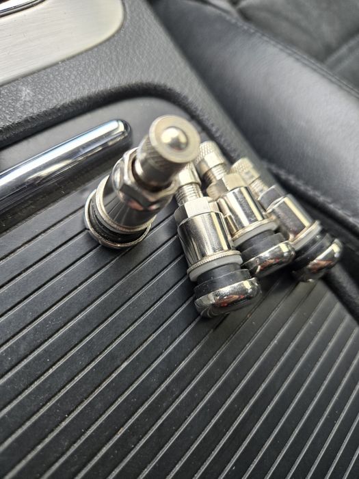 Железни винтили за джанти