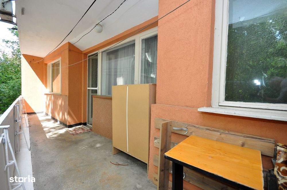 Apartament 2 camere, Etaj 1,  Crangasi Giulești, Clasa 2 Risc Seismic