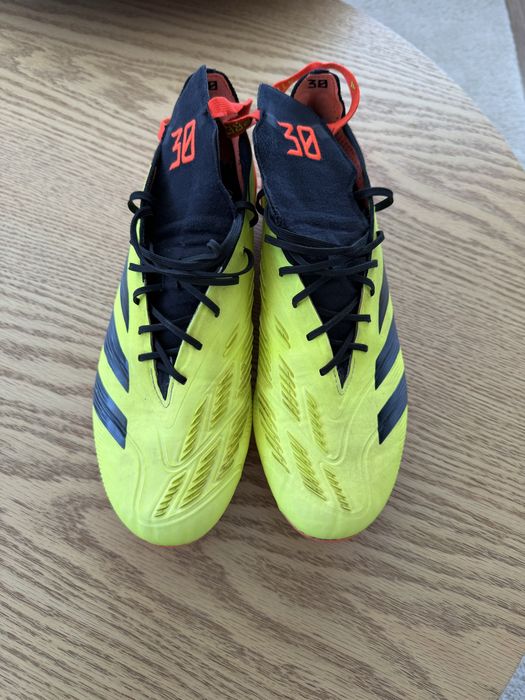 Adidas predator