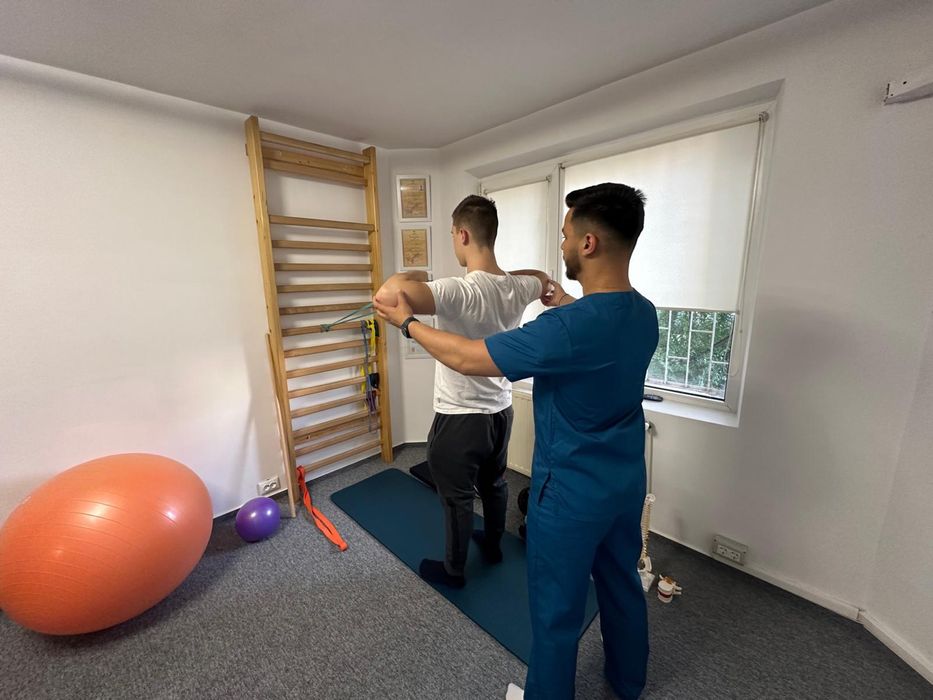 KinetMed - kinetoterapie/masaj/chiropractica la domiciliu sau cabinet