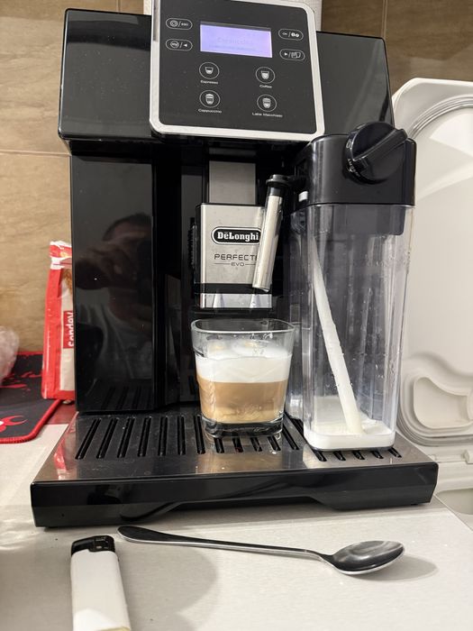Aparat cafea delonghi perfecta evo