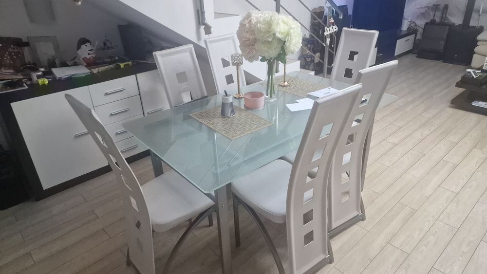 Masa bucătărie/living