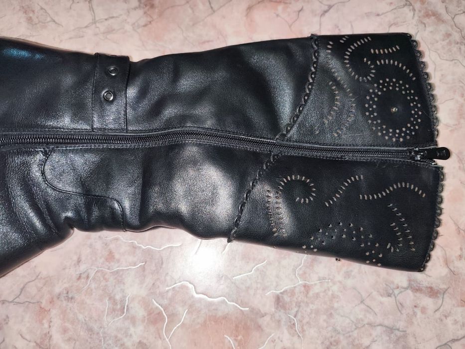 Продам женские сапоги