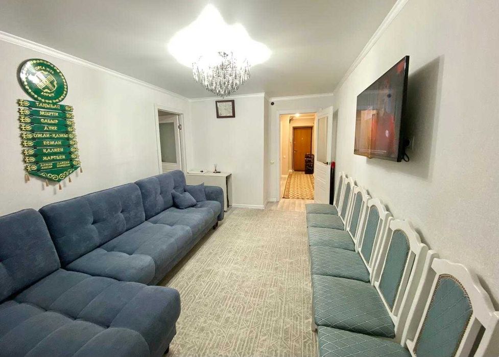 Продам 3-хкомнатную квартиру в 19 мкр-не в Майкудуке.