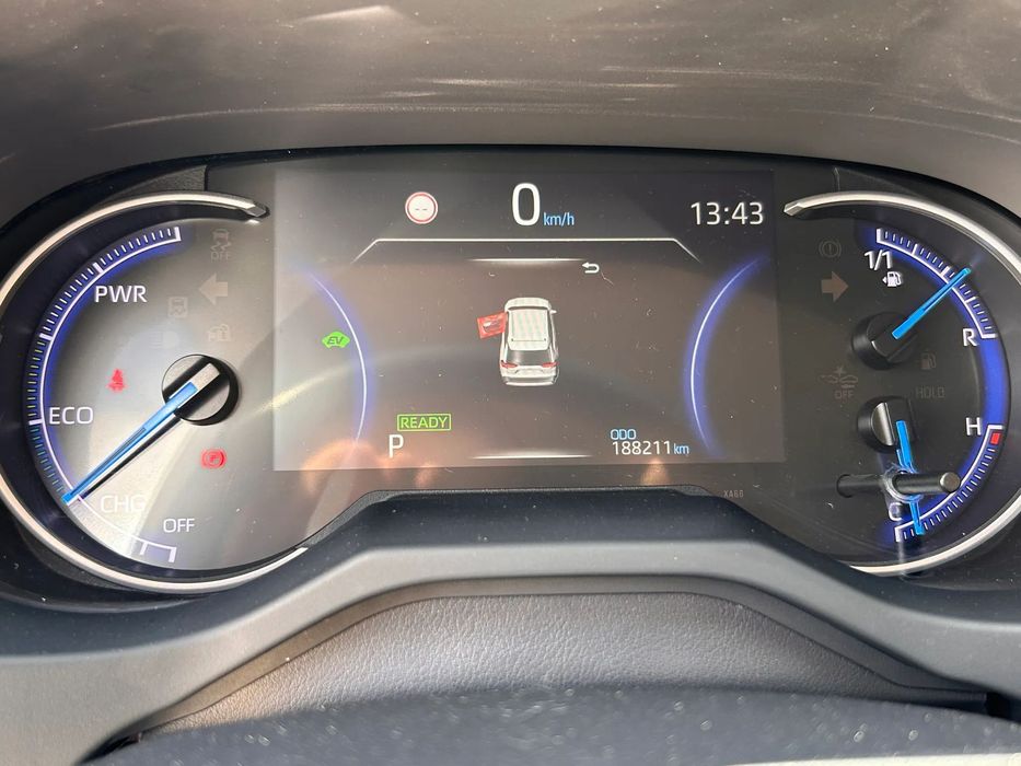 TOYOTA RAV4 2019 — imagine 4