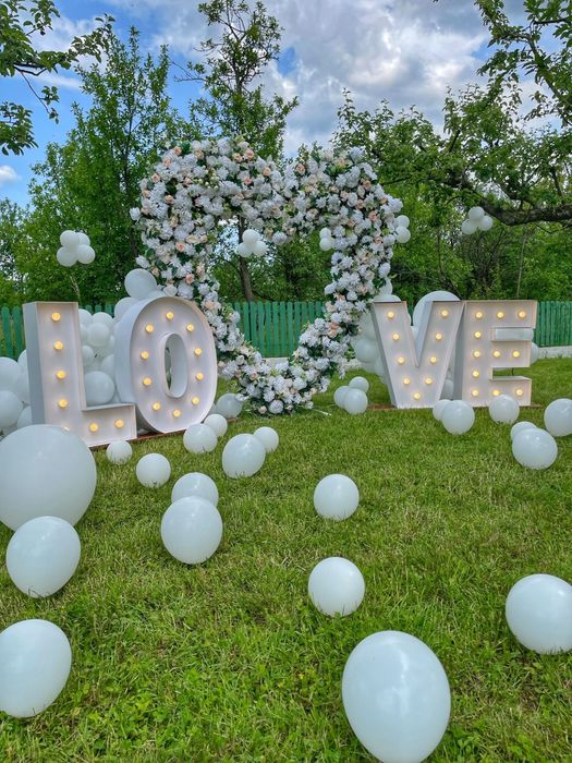 Litere Volumetrice LOVE