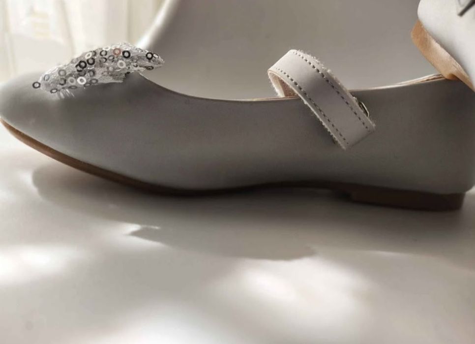 Красиви детски обувки