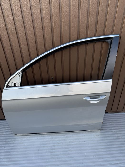 Usa st fata vw Passat B7 •cod  de culoare LB7W• 2011-2015