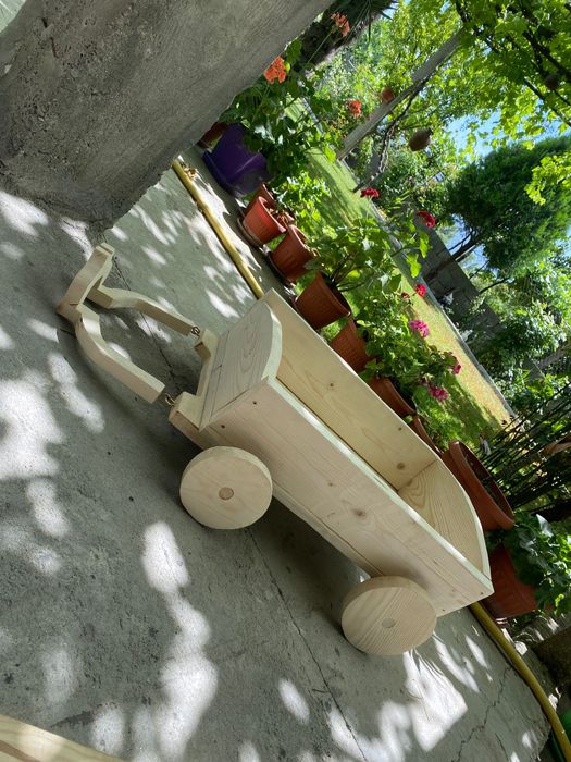 Само сега Декоративни колички и каручки