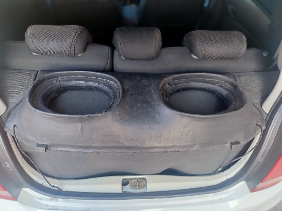 Spark orqa kalonkaga podium sotiladi