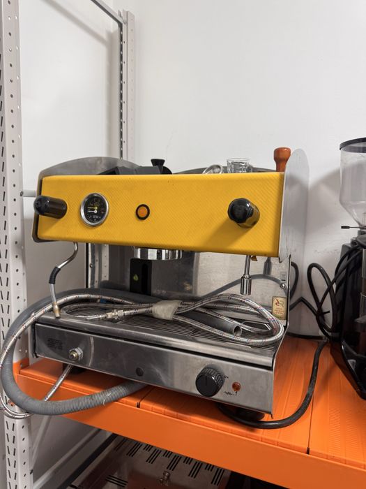 Продам кофемашину simonelli, Brasilia