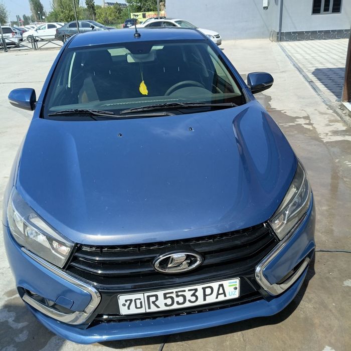 Lada Cobalt 2018 — 4