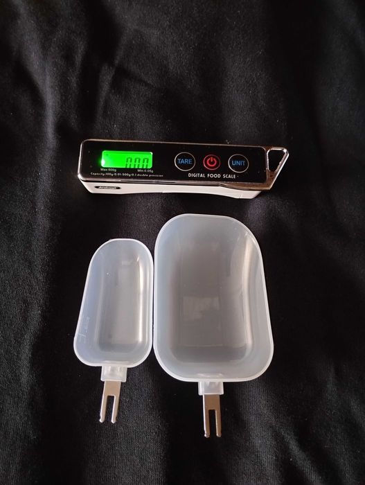 Електронна везна с LED дисплей