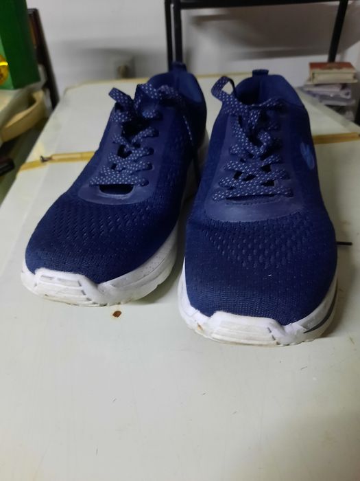 Кроссовки 44р синие