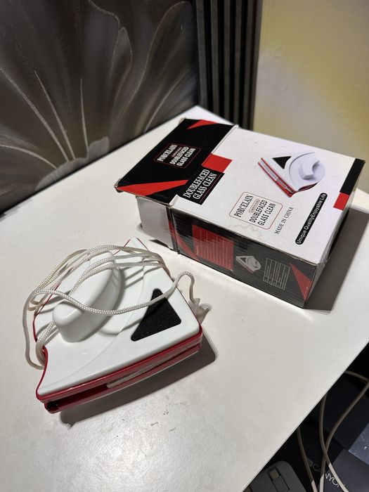 Стеколоочиститель