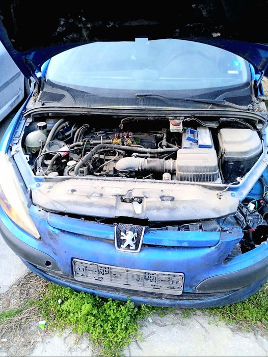 500 ЕВРО Peugeot 307cc 2.0 бензин -газ Цяла за Части