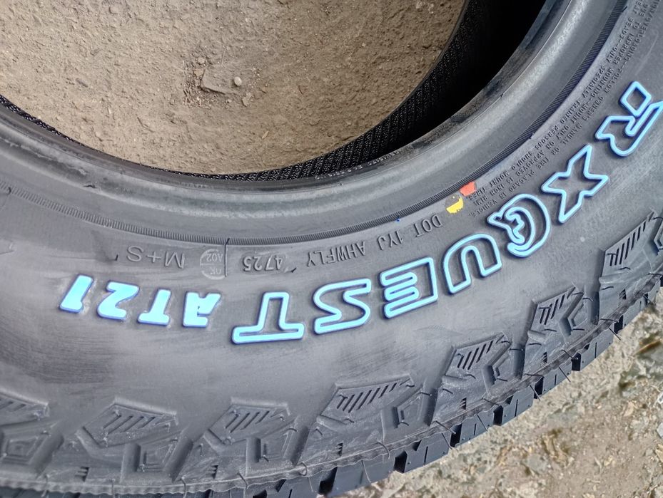 Нови 215/75/15 Roadx AT21 dot4225
