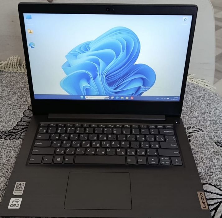 Ноутбук Lenovo V14 G1 IWL