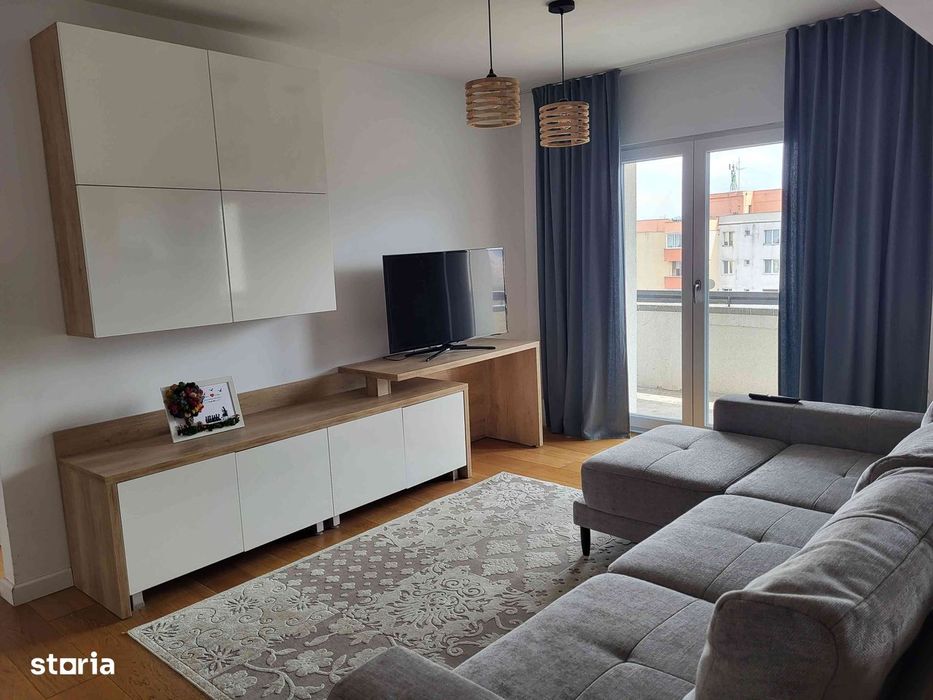 Apartament 3 camere, open space, luminos, vedere munți si Tâmpa.