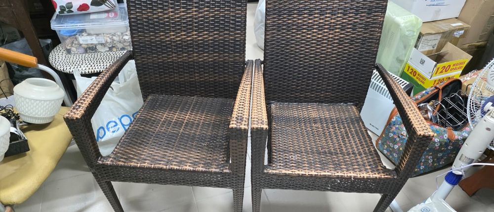 Старинни столове 8 броя