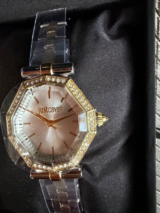 Дамски часовник НОВ Just Cavalli