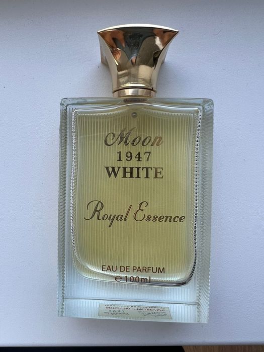 Продам парфюм MOON White