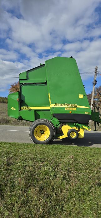 Presa de balotat baloti rotunzi john deere 592 plasa si ata 120/120