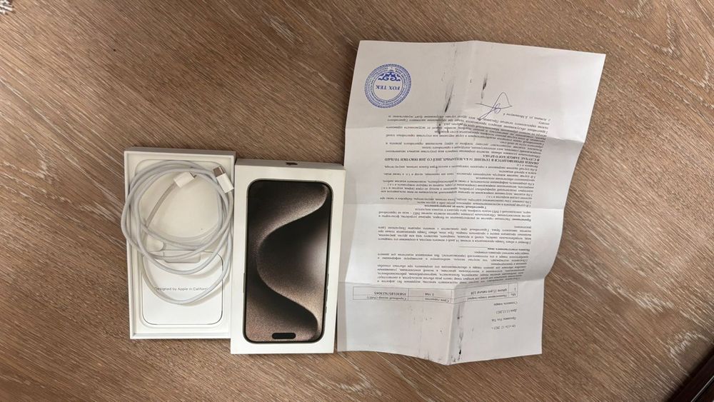 Продам iPhone 15 pro 128gb