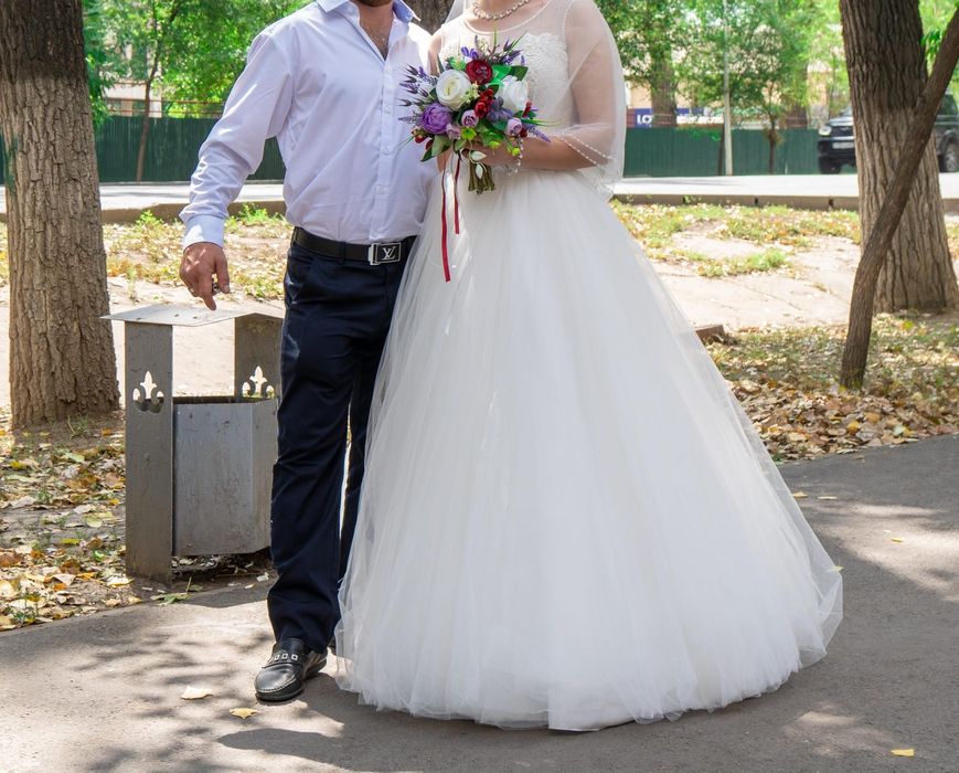 Продам свадебное платье