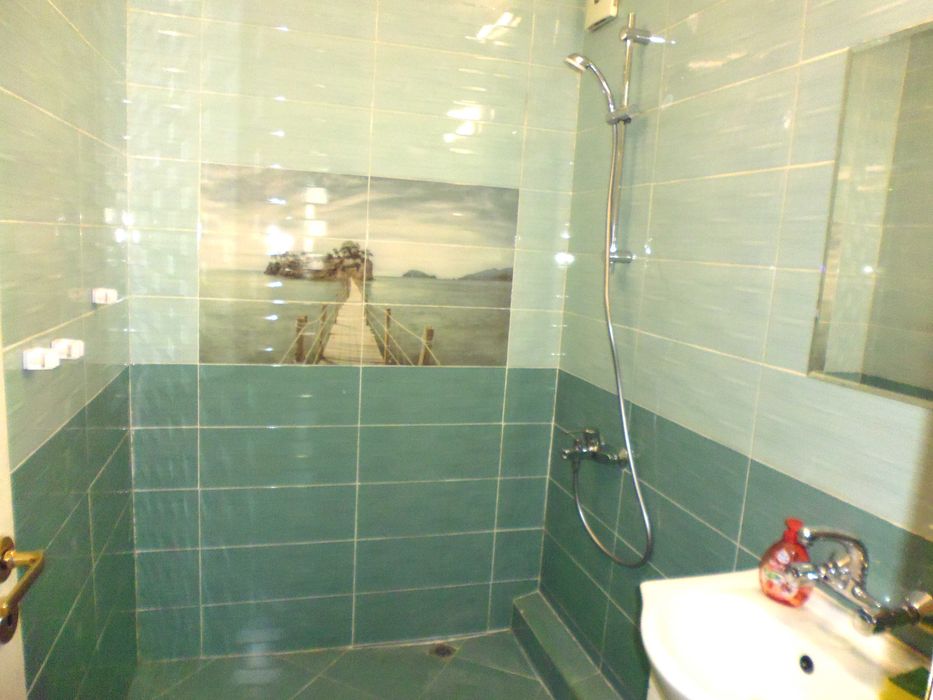 Дава се под наем Тристаен апартамент в София, Надежда 2 - 65 кв.м за 510 € - Снимка #13