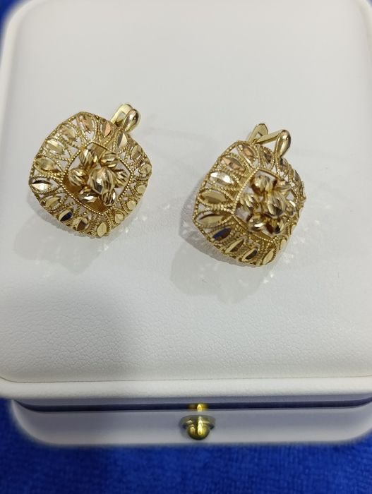 Золотые серьги дорика цвет жёлтый проба 585,вес 5,05