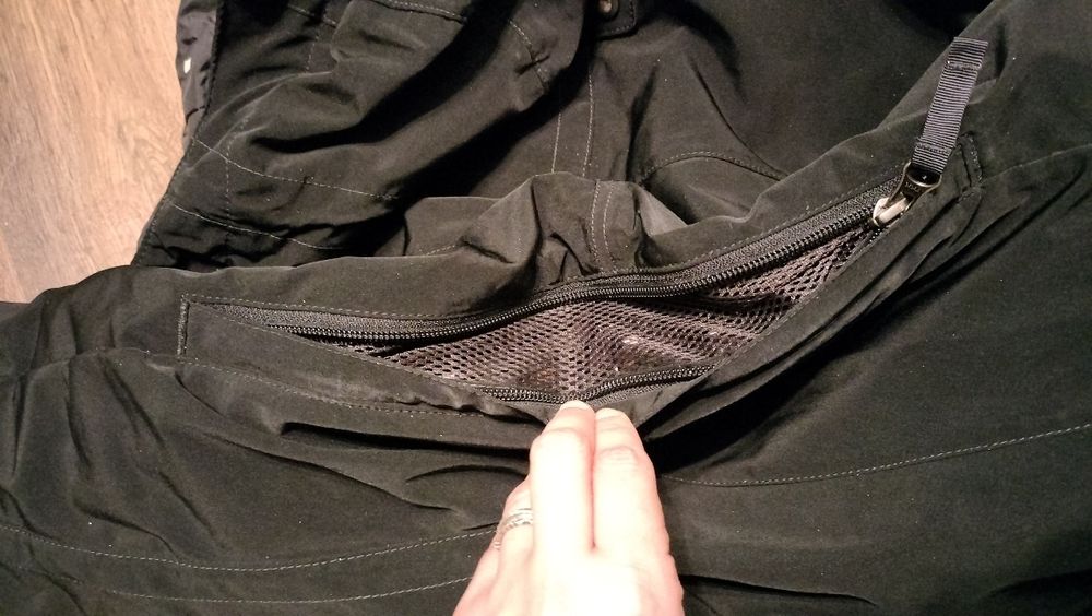 Geaca ski/snowboard Burton XS (potrivit si S) cu aerisiri