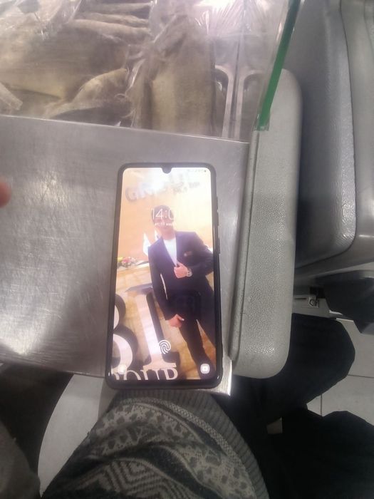 Продам самсунг а 41