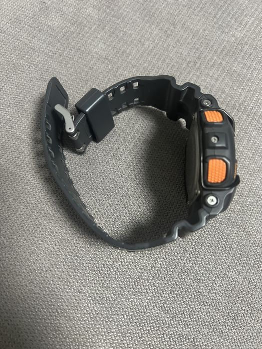 Casio G-Shock GA-110TS-1A4 и G-Shock GD-350-1B