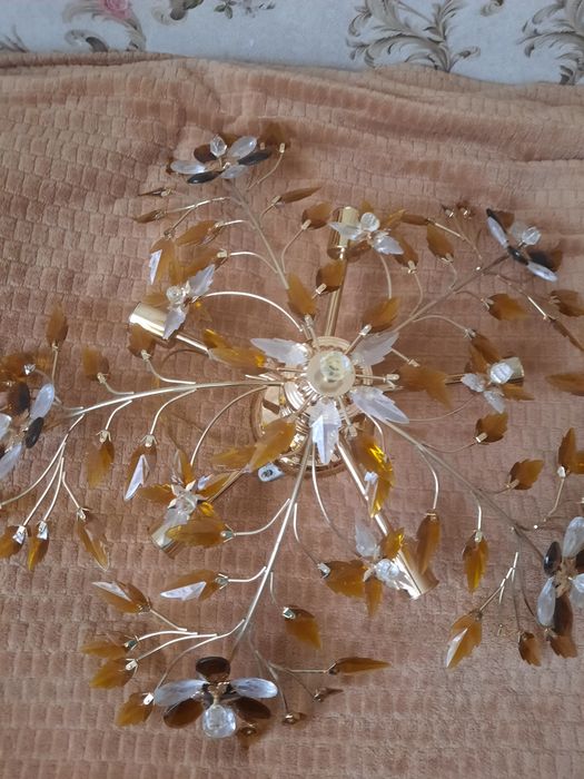 Люстра в кристалл