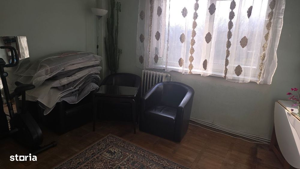 Vand apartament 3 camere decomandat Deva. Lido (Casa de Pensii) et. 2