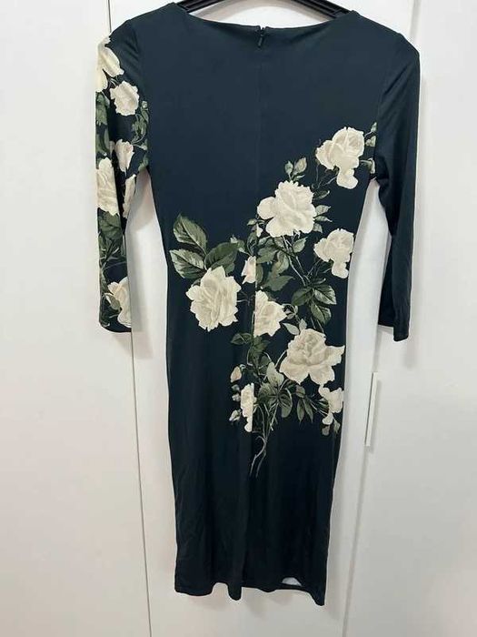 Rochie cu maneci 3/4